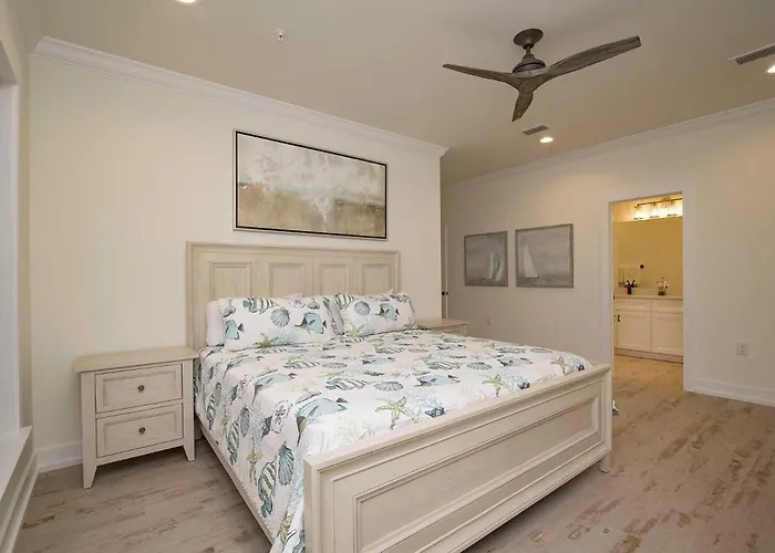 Breezyville Northwest Sky 12br Gulf Shores