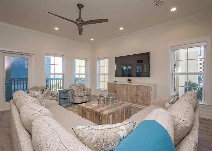 Breezyville Northwest Sky 12br Holiday home *