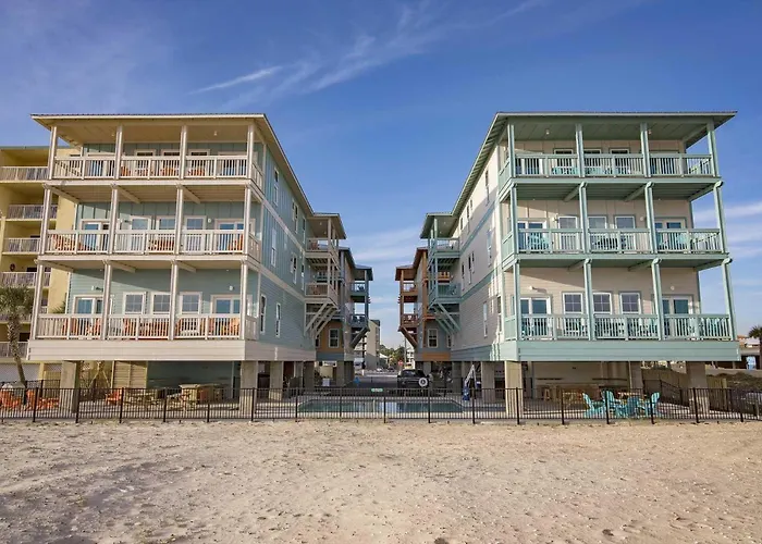 Breezyville Northwest Sky 12br Gulf Shores