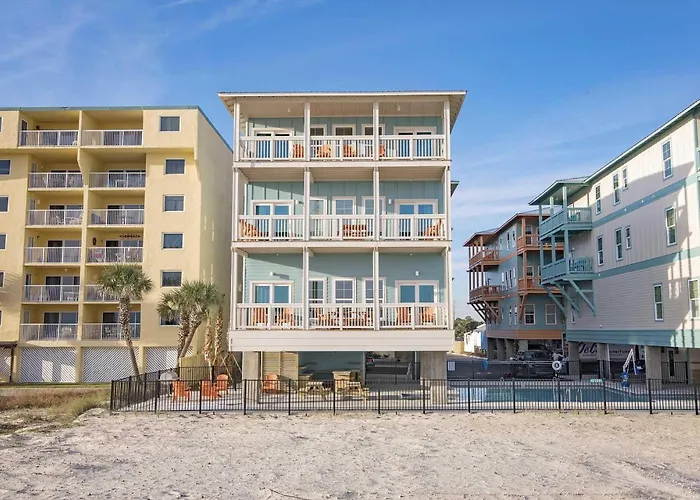 Breezyville Northwest Sky 12br