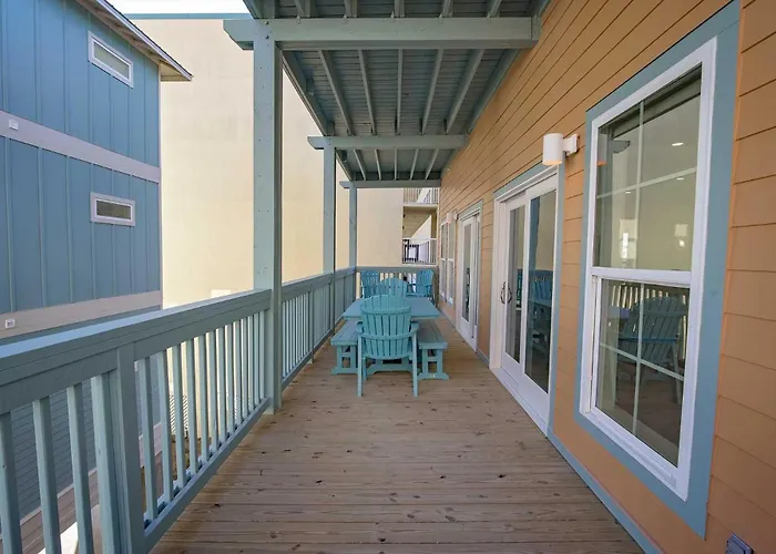 Breezyville Northwest Sky 12br * Gulf Shores